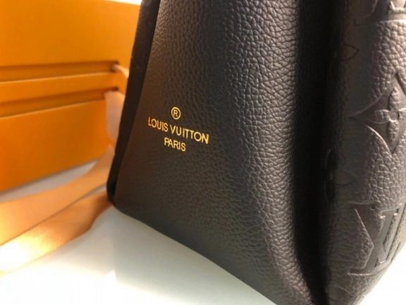 WIS Vuitton MM SURENE Louis 0831